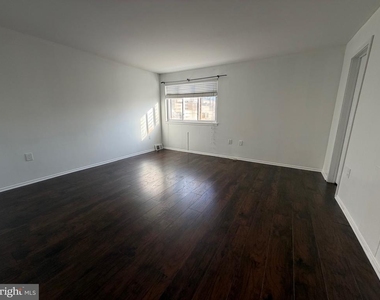 7601 Crittenden Street - Photo Thumbnail 13