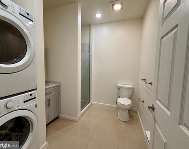 2158 N Broad Street - Photo Thumbnail 4