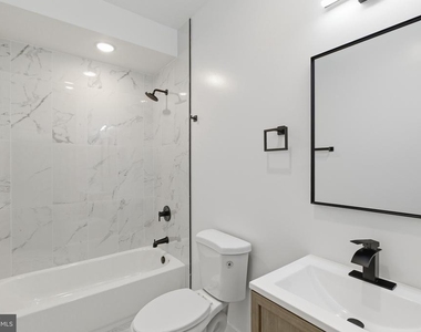 2505 N 11th Street - Photo Thumbnail 6
