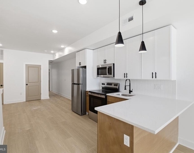 2310 N Sydenham Street - Photo Thumbnail 1