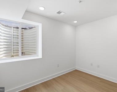 2123 N 9th Street - Photo Thumbnail 14
