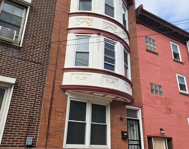 1351 Christian Street - Photo Thumbnail 27