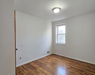 1351 Christian Street - Photo Thumbnail 7