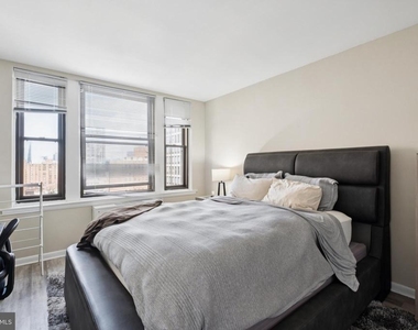 135 S 19th Street - Photo Thumbnail 3