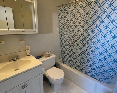 135 S 19th Street - Photo Thumbnail 3
