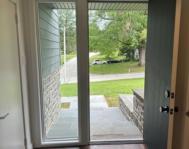 713 Woodfield Road - Photo Thumbnail 31