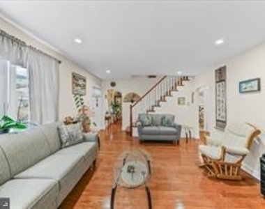 113 Glendale Road - Photo Thumbnail 24