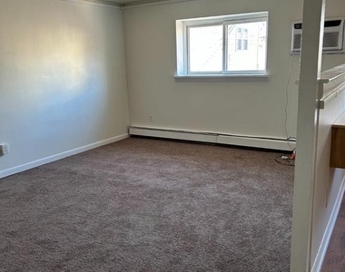 3941 James Street - Photo Thumbnail 8