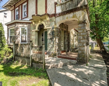332 W Washington Street - Photo Thumbnail 25
