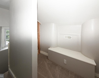 966 Paige Court - Photo Thumbnail 26
