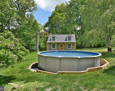 966 Paige Court - Photo Thumbnail 38