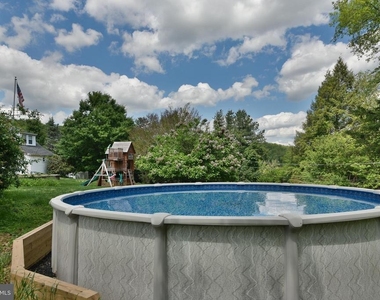 966 Paige Court - Photo Thumbnail 43