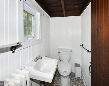 966 Paige Court - Photo Thumbnail 13