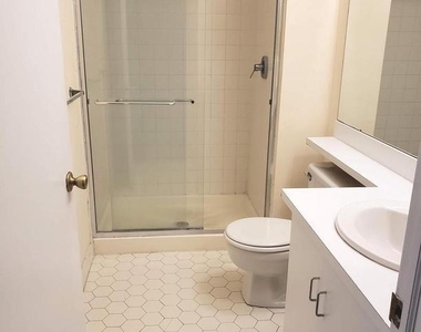 8 Joyner Court - Photo Thumbnail 10