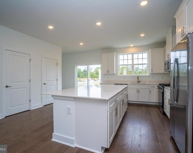 138 Ada Hightower Avenue - Photo Thumbnail 5