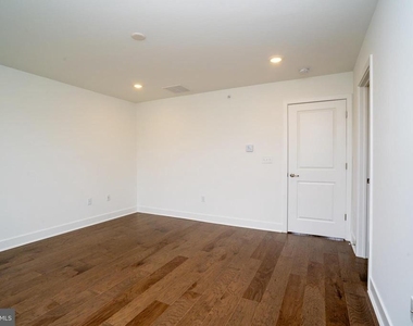138 Ada Hightower Avenue - Photo Thumbnail 7