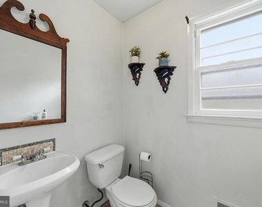292 Glenn Ave - Photo Thumbnail 10