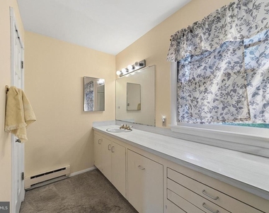 292 Glenn Ave - Photo Thumbnail 18
