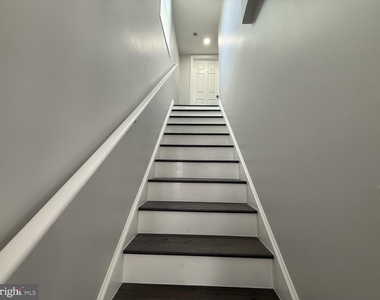 383 Johnson Avenue - Photo Thumbnail 16