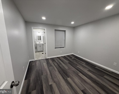 383 Johnson Avenue - Photo Thumbnail 17