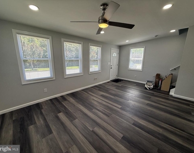 383 Johnson Avenue - Photo Thumbnail 23