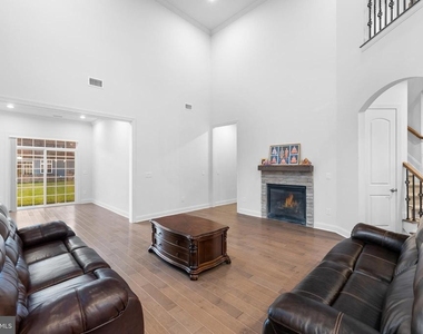 105 Samjan Circle - Photo Thumbnail 16