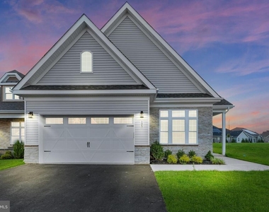 105 Samjan Circle - Photo Thumbnail 1