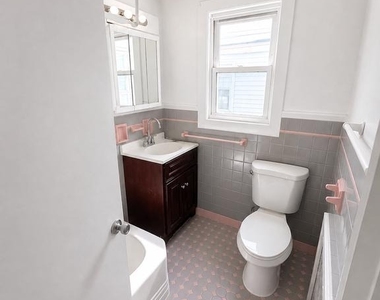 403 Wood Street - Photo Thumbnail 2