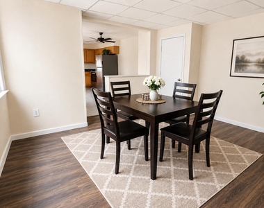 46 E Union Street - Photo Thumbnail 11
