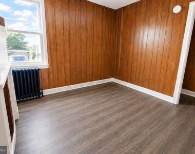 46 E Union Street - Photo Thumbnail 14