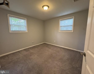 204 Cheyenne Trail - Photo Thumbnail 11