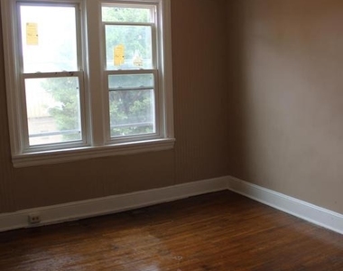 112 E Washington Street - Photo Thumbnail 19