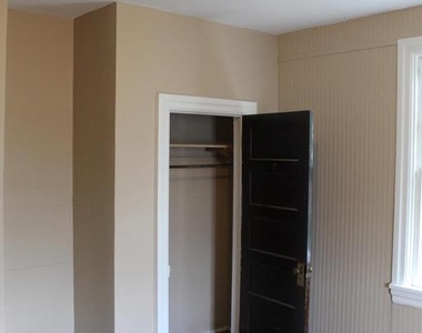 112 E Washington Street - Photo Thumbnail 22