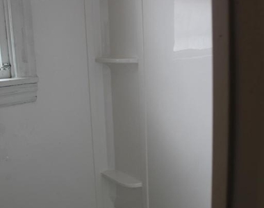 112 E Washington Street - Photo Thumbnail 16