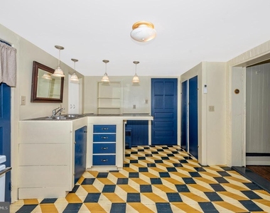 828 S Potomac Street - Photo Thumbnail 33