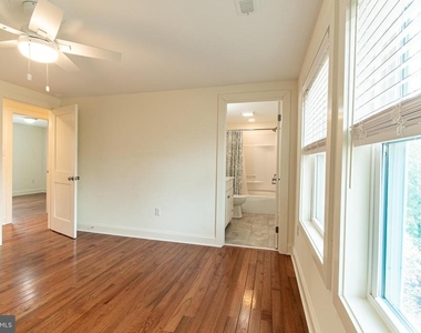 101 Brooks Lane - Photo Thumbnail 19