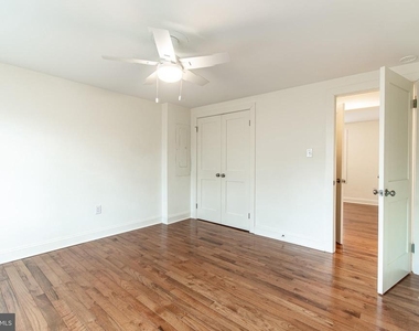 101 Brooks Lane - Photo Thumbnail 20
