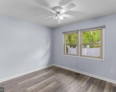 13501 Ivy Way - Photo Thumbnail 12