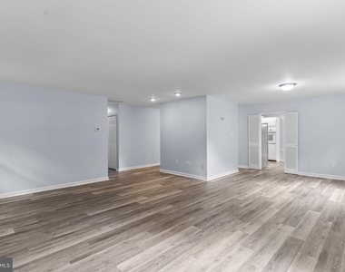 13501 Ivy Way - Photo Thumbnail 8