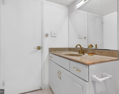 5225 Pooks Hill Road - Photo Thumbnail 16