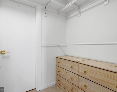 5225 Pooks Hill Road - Photo Thumbnail 18