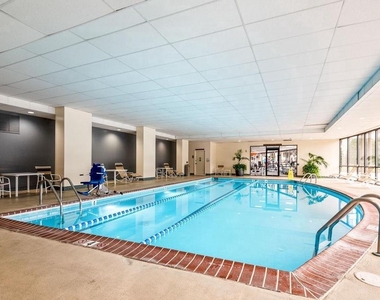 5225 Pooks Hill Road - Photo Thumbnail 38
