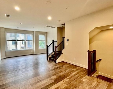 6680 Eames Way - Photo Thumbnail 5