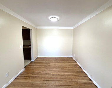 1209 Island Drive - Photo Thumbnail 5