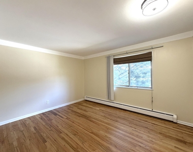 1209 Island Drive - Photo Thumbnail 8