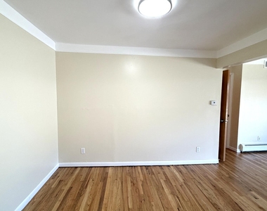 1209 Island Drive - Photo Thumbnail 4