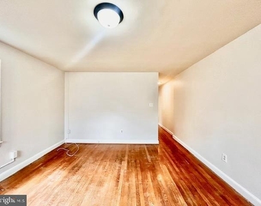 4534 Avondale Street - Photo Thumbnail 3