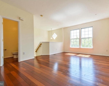 5915 Trumpet Sound Court - Photo Thumbnail 4