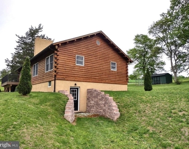 3922 Emrick Lane - Photo Thumbnail 4