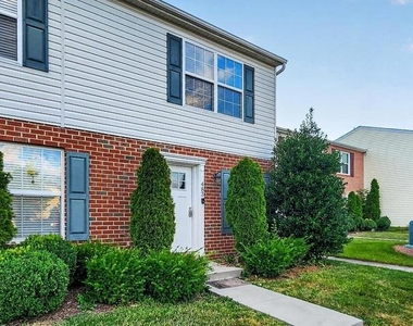 483 Arwell Court - Photo Thumbnail 3
